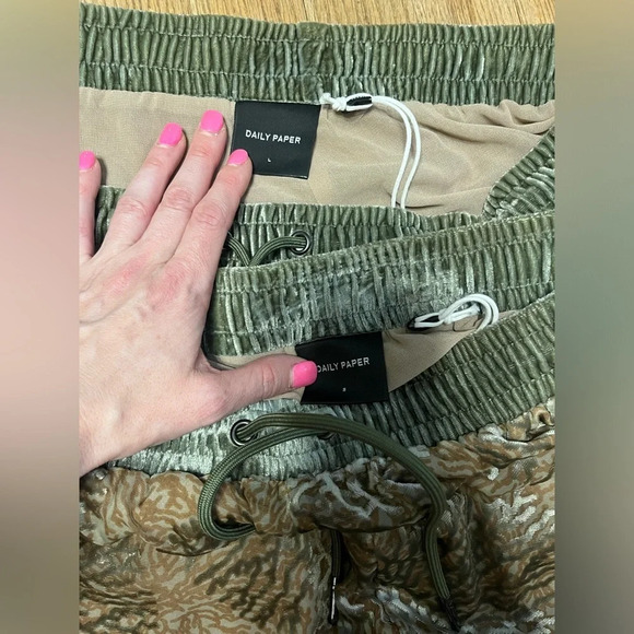 Daily Paper abstract-print bermuda shorts *Sold Out* - Picture 10 of 10